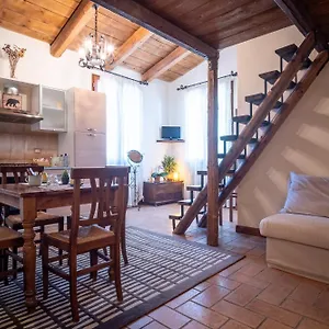 Il Castellaro Bed & Breakfast