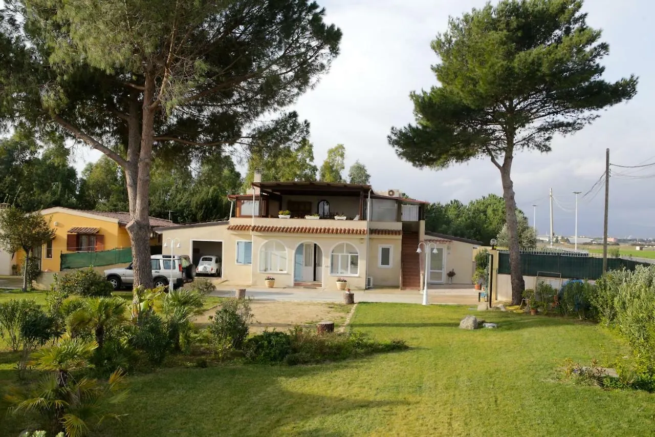 *** Bed and Breakfast Avion B&B Elmas Ιταλία